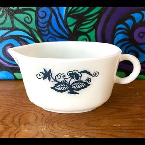 PYREX Old Town Blue Print Milk Glass Gravy Boat